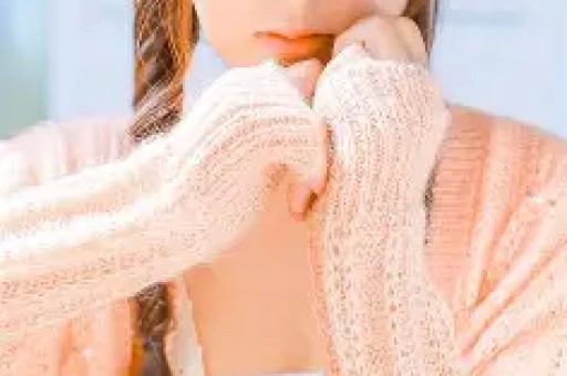 打脸严浩翔父亲严军出轨冲上热搜三婚四娃陆续索要300多万