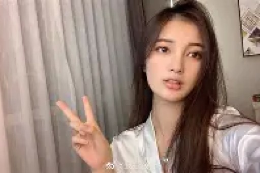 戏里谢广坤只是喜剧角色戏外唐鉴军带货酸菜翻车三段婚姻尽显自私